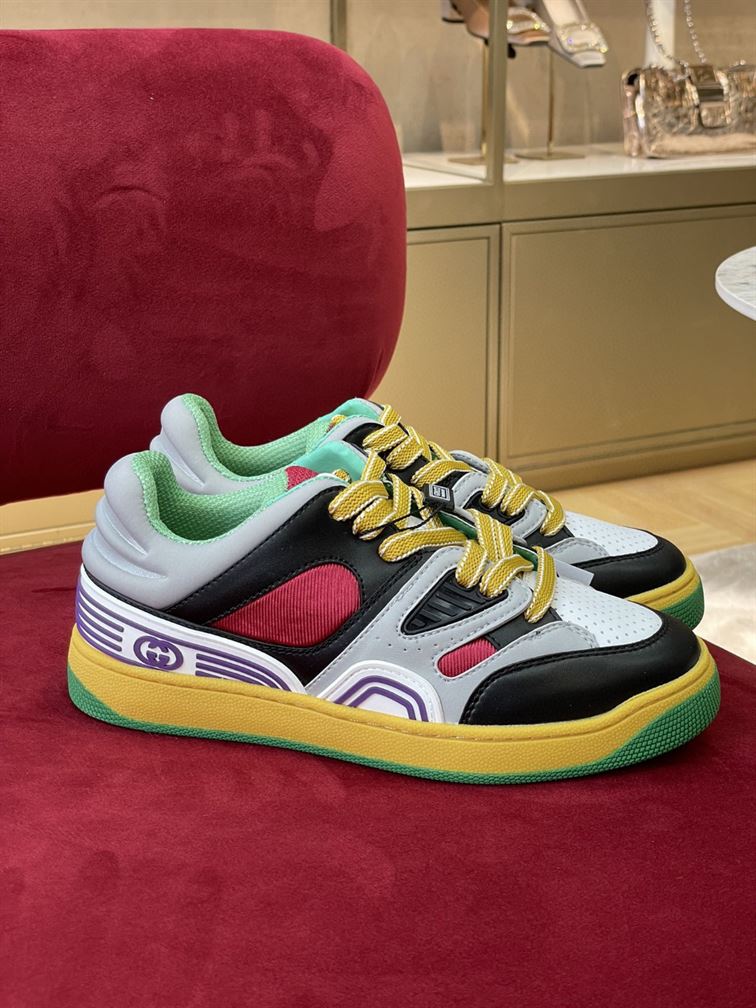 Gvc*1 BASKET SNEAKER IN BLACK DEMETRA GCC111