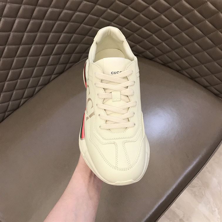 Gvc*1 WOMEN S RHYTON Gvc*1 LOGO LEATHER SNEAKER GCC008