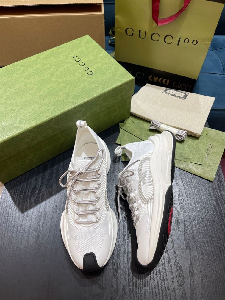 Gvc*1 RUN SNEAKER GCC104