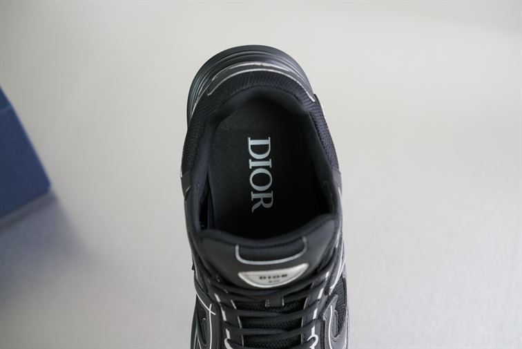 D10r B30 SNEAKER BLACK MESH AND TECHNICAL FABRIC DO074