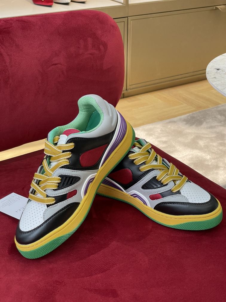 Gvc*1 BASKET SNEAKER IN BLACK DEMETRA GCC111