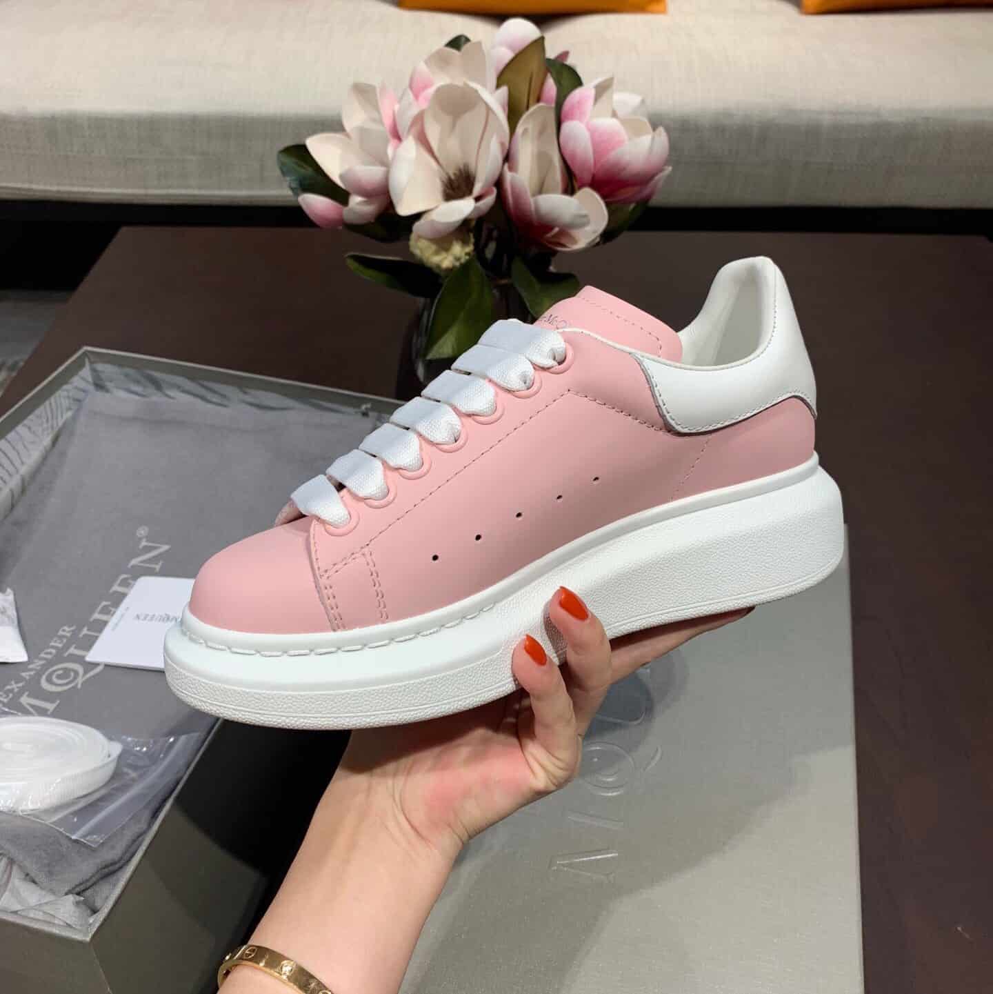 A1exa*der Mcqv*en Sneaker Dupe - AM4