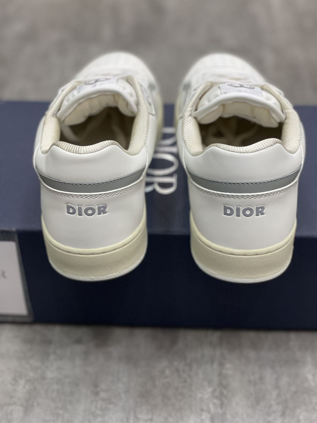 D10r B27 LOW-TOP SNEAKER DO010