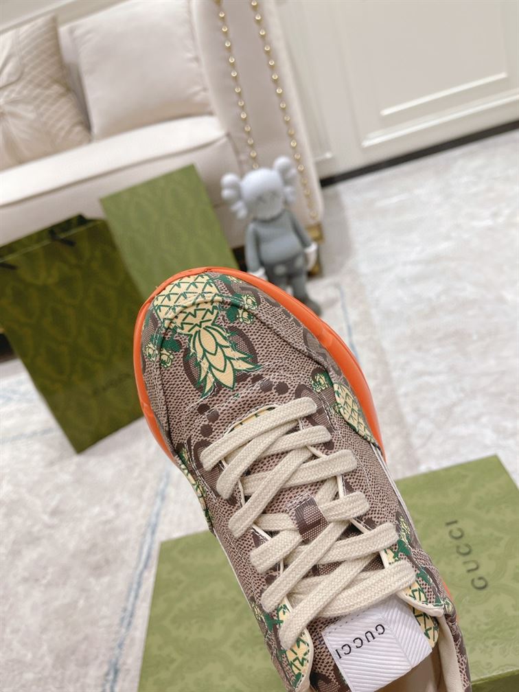 Gvc*1 PINEAPPLE MEN S RHYTON SNEAKER   GCC107