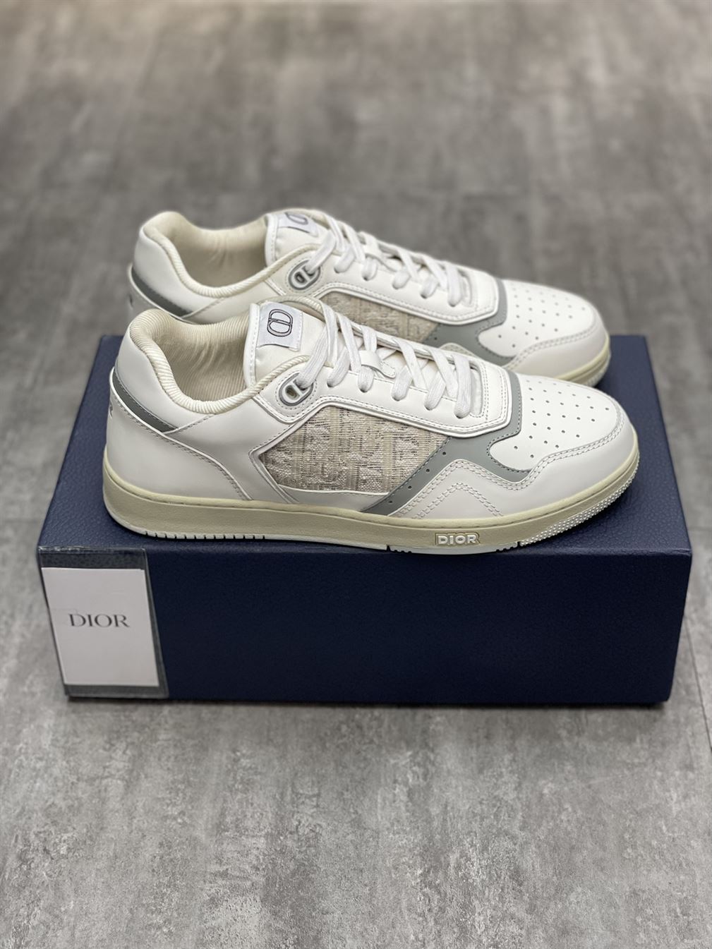 D10r B27 LOW-TOP SNEAKER DO010