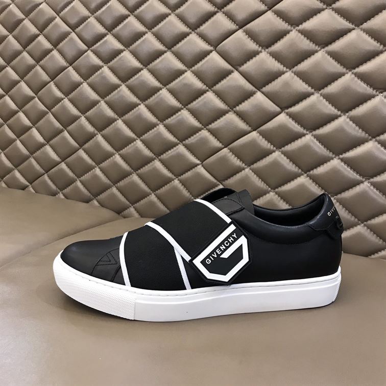 GIVENCHY ELASTICATED LOGO STRAP SNEAKERS GVC005