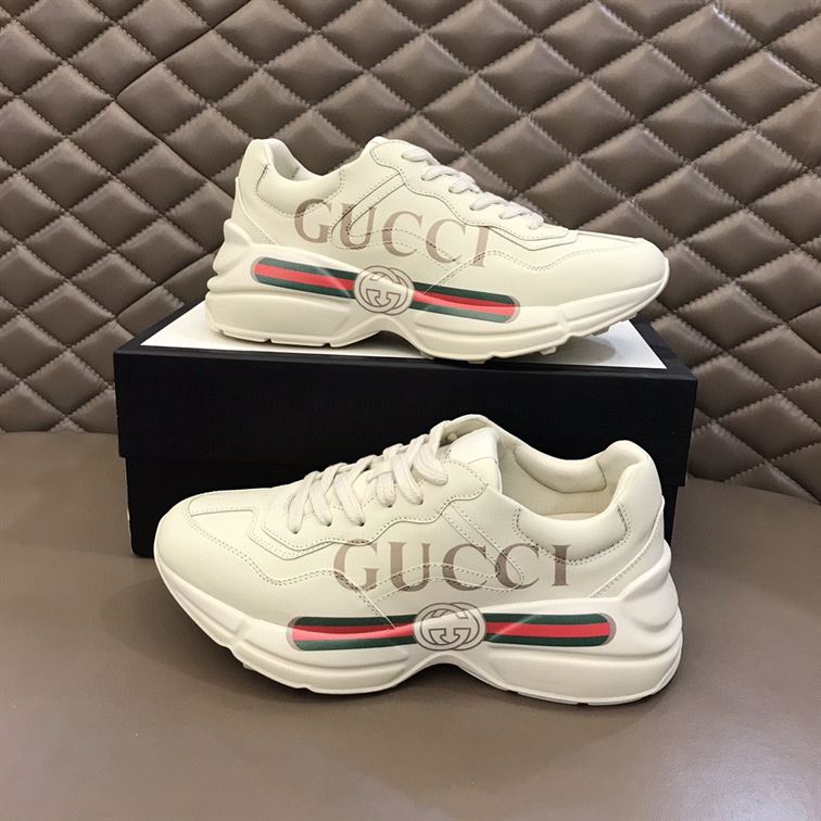 Gvc*1 WOMEN S RHYTON Gvc*1 LOGO LEATHER SNEAKER GCC008