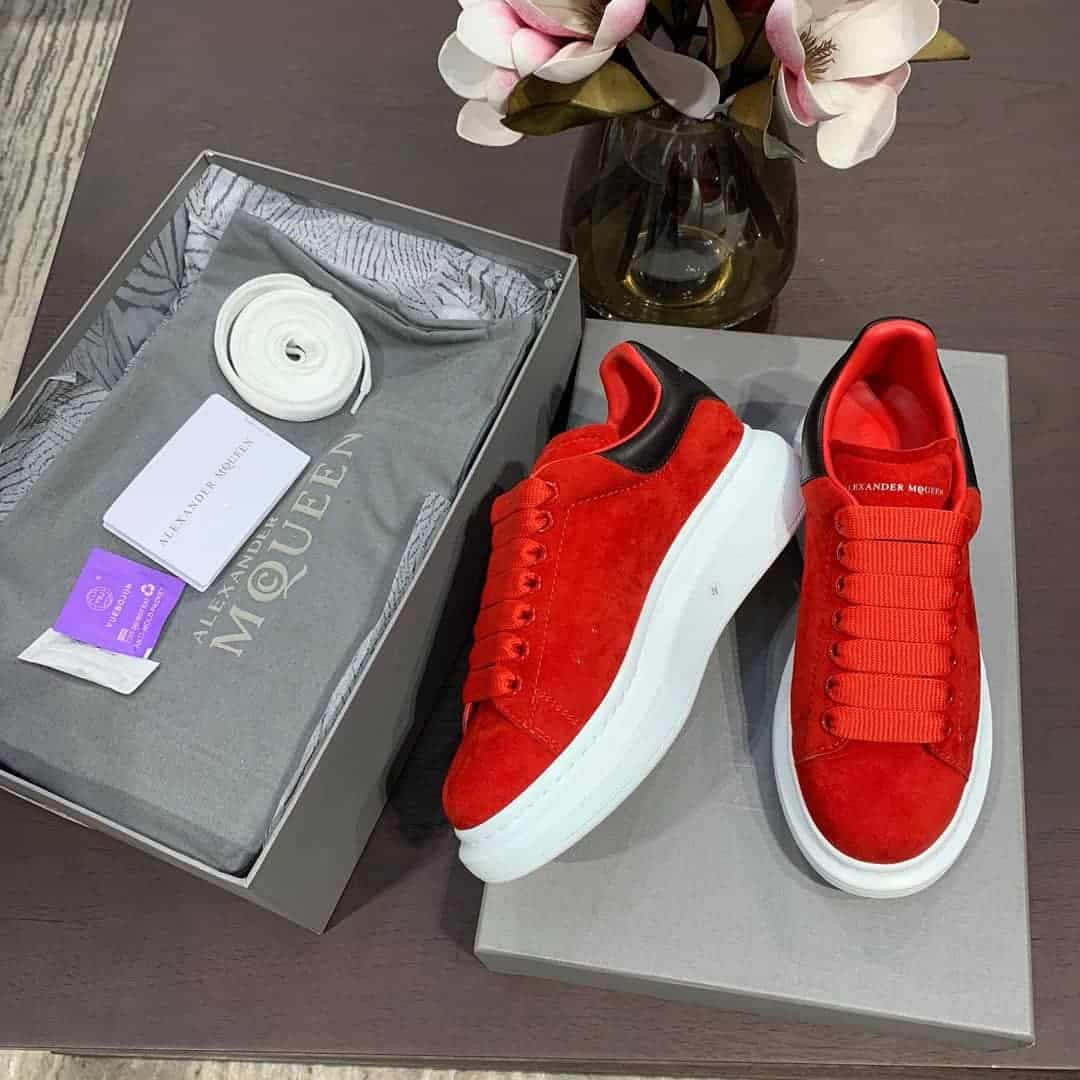 A1exa*der Mcqv*en Sneaker Dupe - AM6