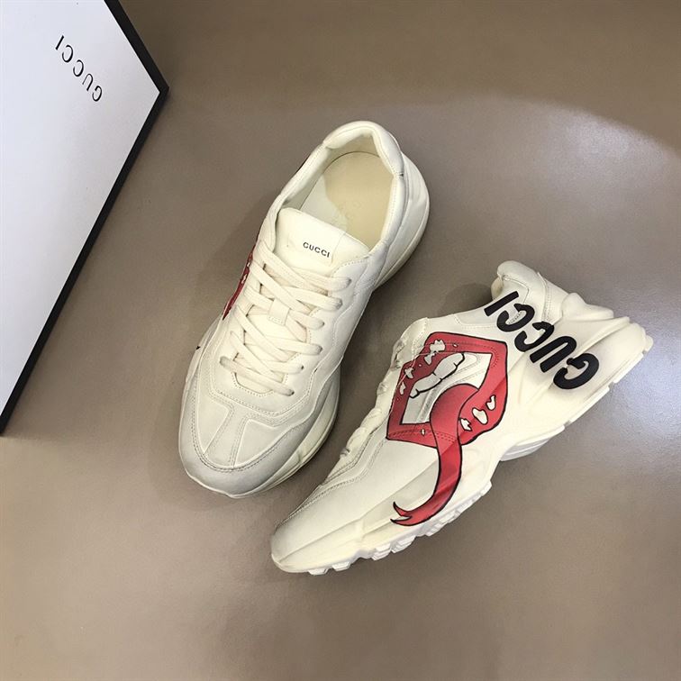 Gvc*1 RHYTON SNEAKER WITH MOUTH PRINT GCC016
