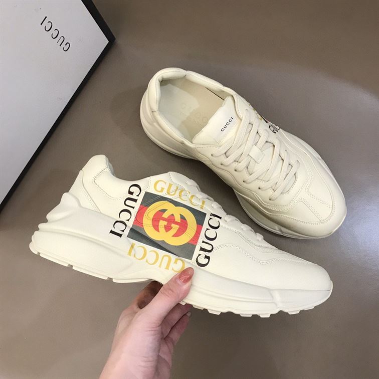 Gvc*1 RHYTON LOGO PRINT LOW TOP LEATHER TRAINERS GCC009