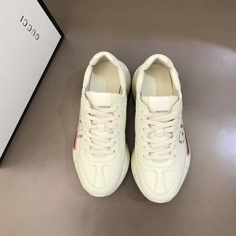 Gvc*1 WOMEN S RHYTON Gvc*1 LOGO LEATHER SNEAKER GCC008