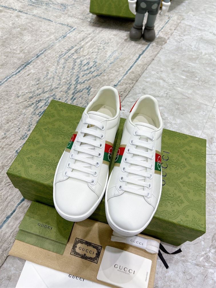 Gvc*1 Dupes Shoes INTERLOCKING G SNEAKERS GCC092