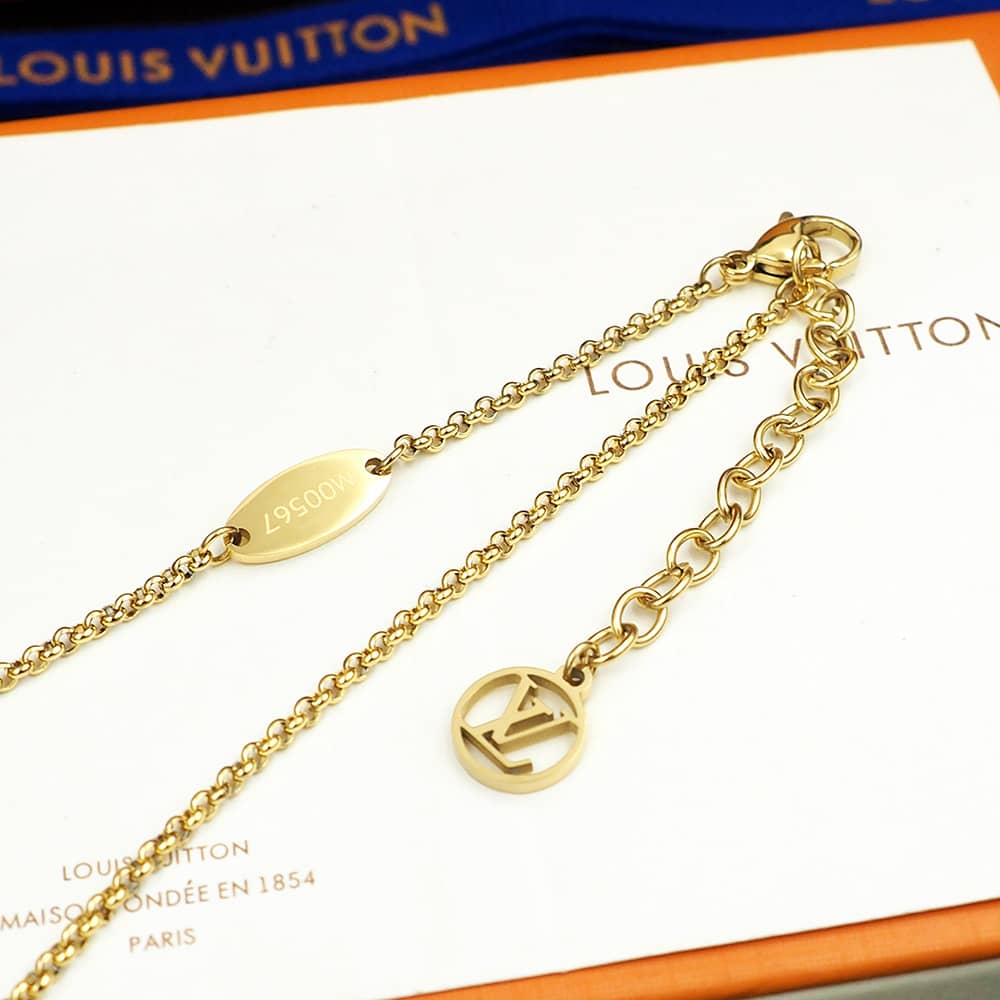 7 Star L0vis Vvtt0n Necklace