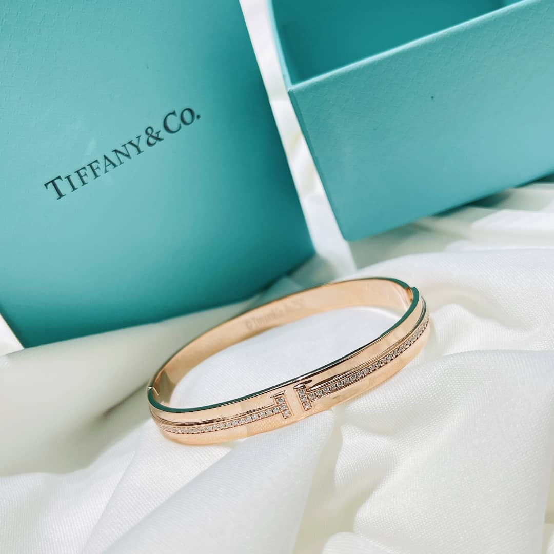 Knockoff T*f*ny Logo Bracelet