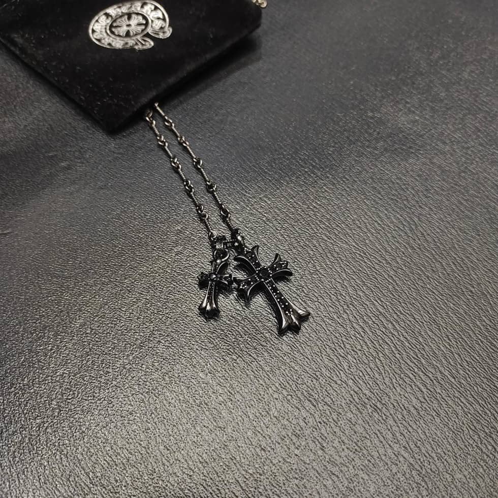 7 Star Ch*0me He**ts Necklace