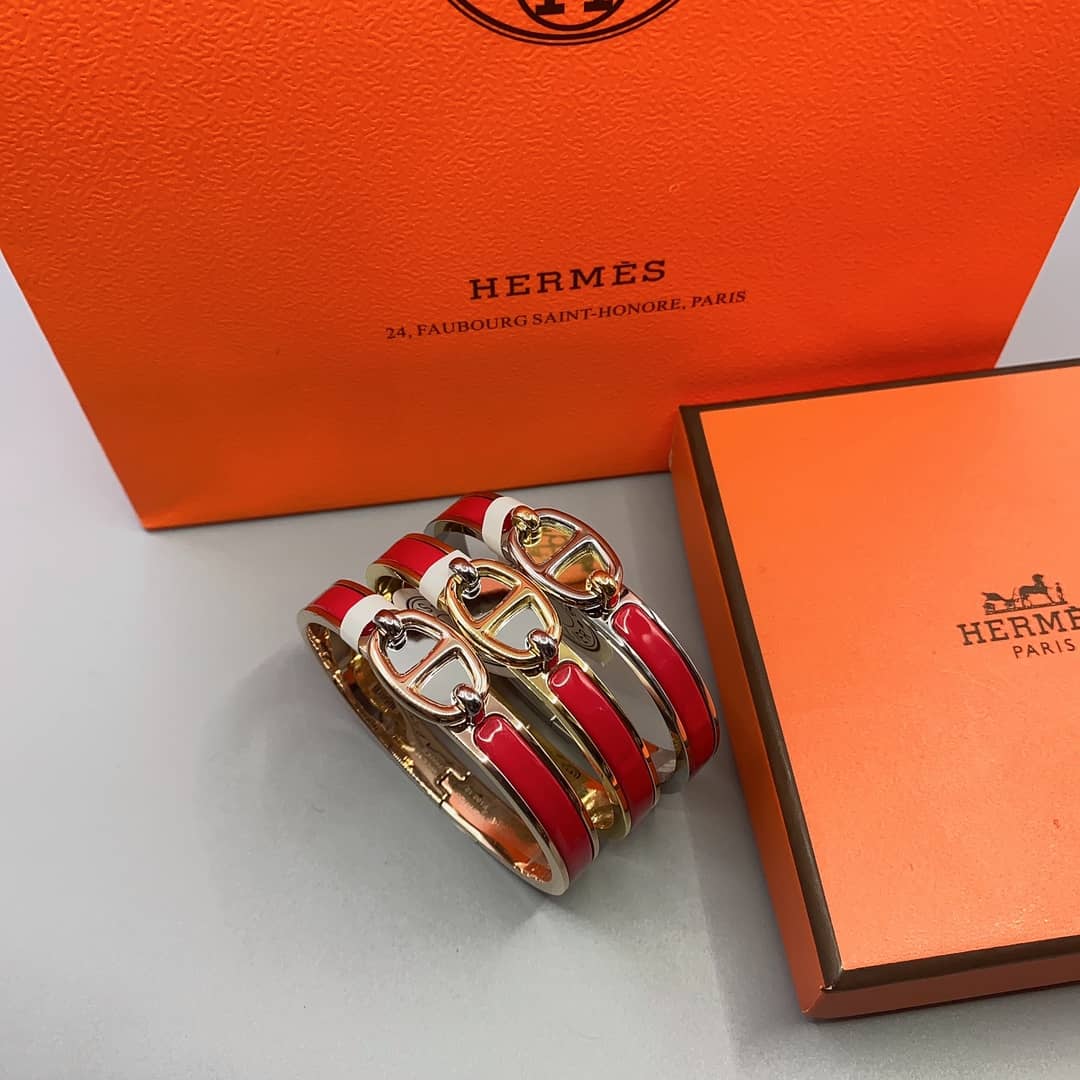 H**me5 Bracelet First Copy