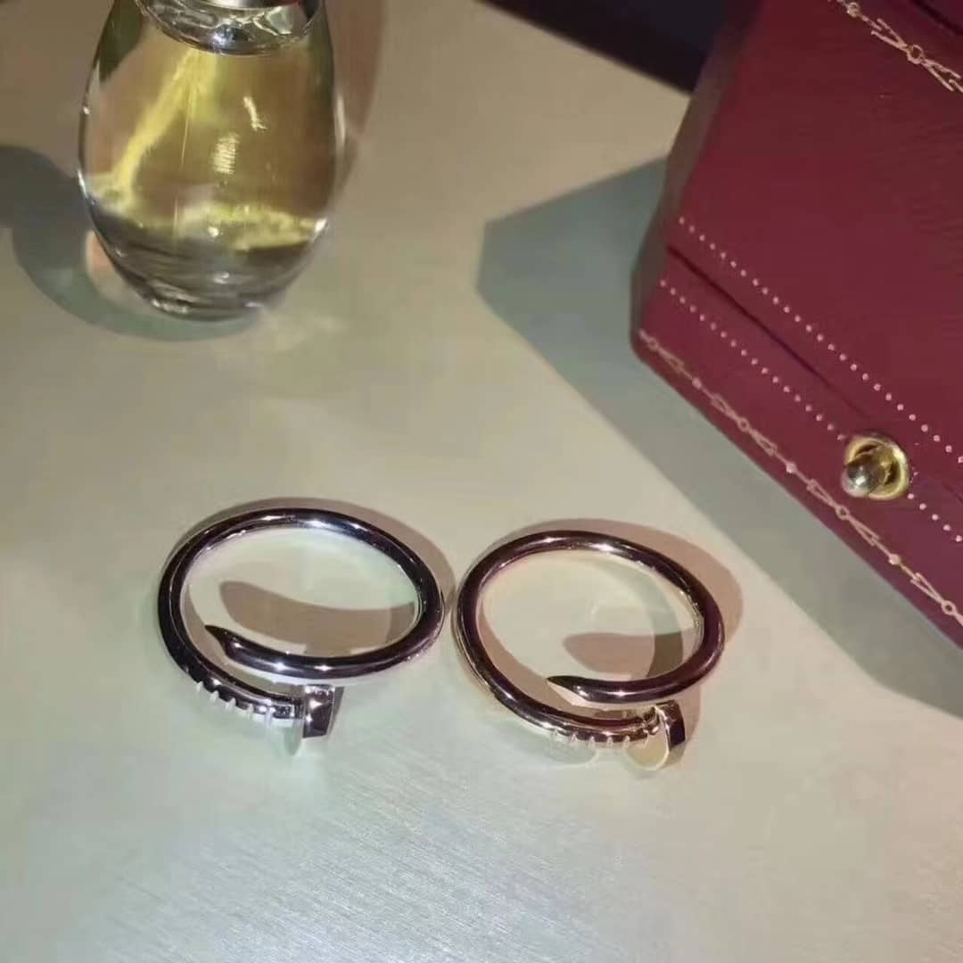 Ca*t1er Dupe Ring