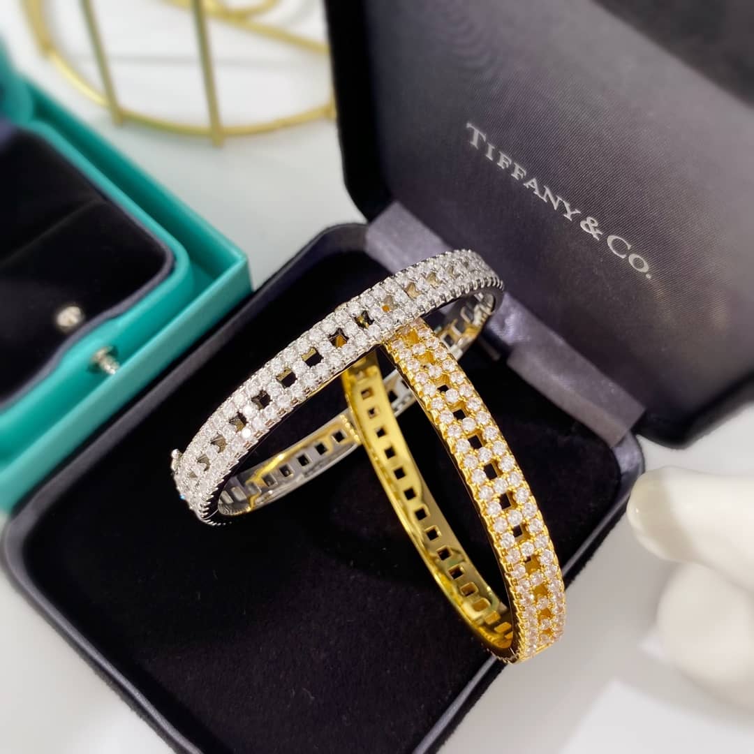 T*f*ny Bracelet First Copy