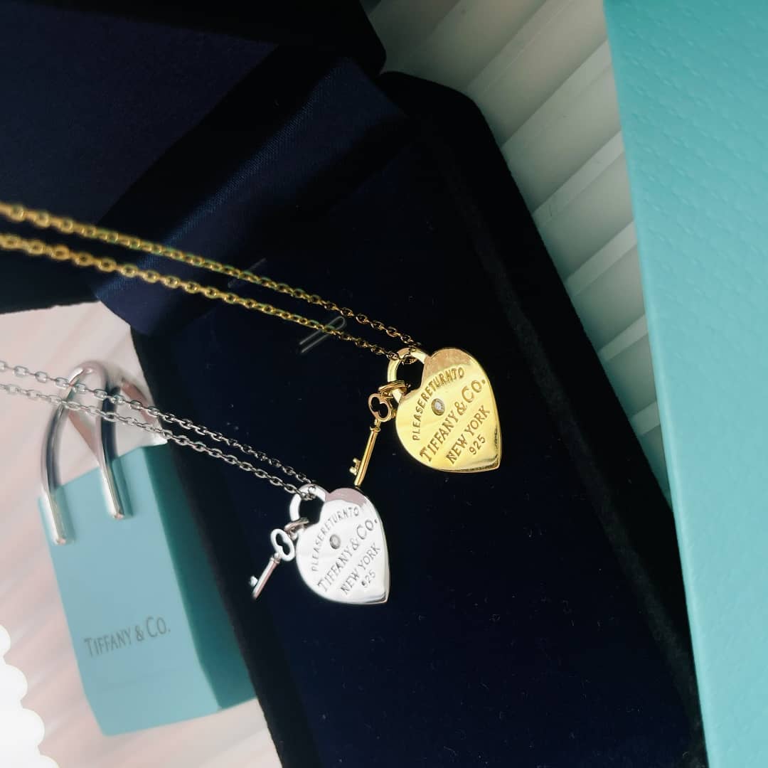 Fake T*f*ny Logo Necklace