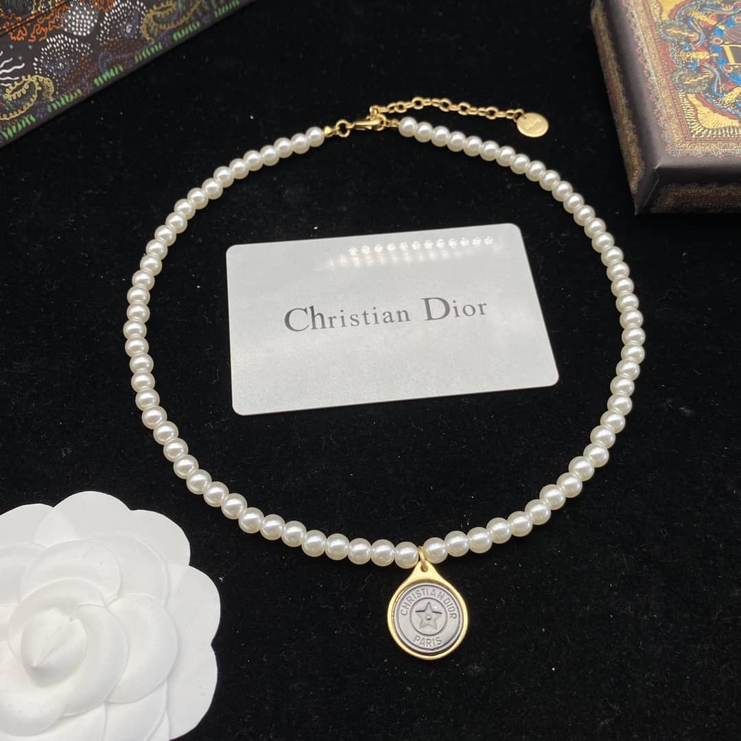 High Quality Chr1st1an D10r Necklace