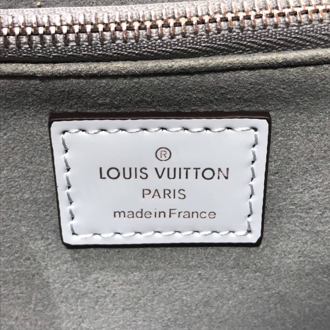 L0vis Vvtt0n Grenelle Pochette Epi Leather Replica Shoulder Bag Blue M55977