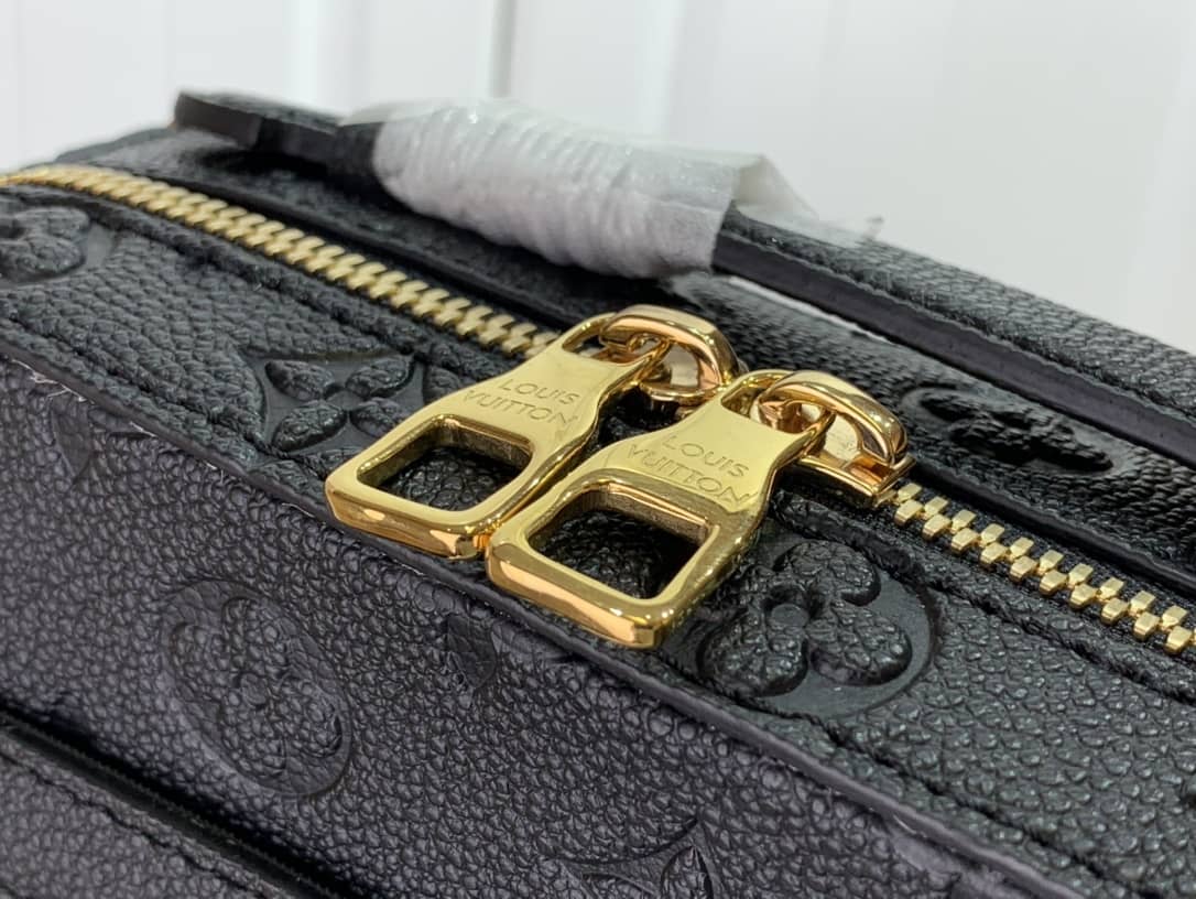 L0vis Vvtt0n Crossbody Dupe X NBA Handle Trunk Ball Grain Leather M57971(ColaReps)