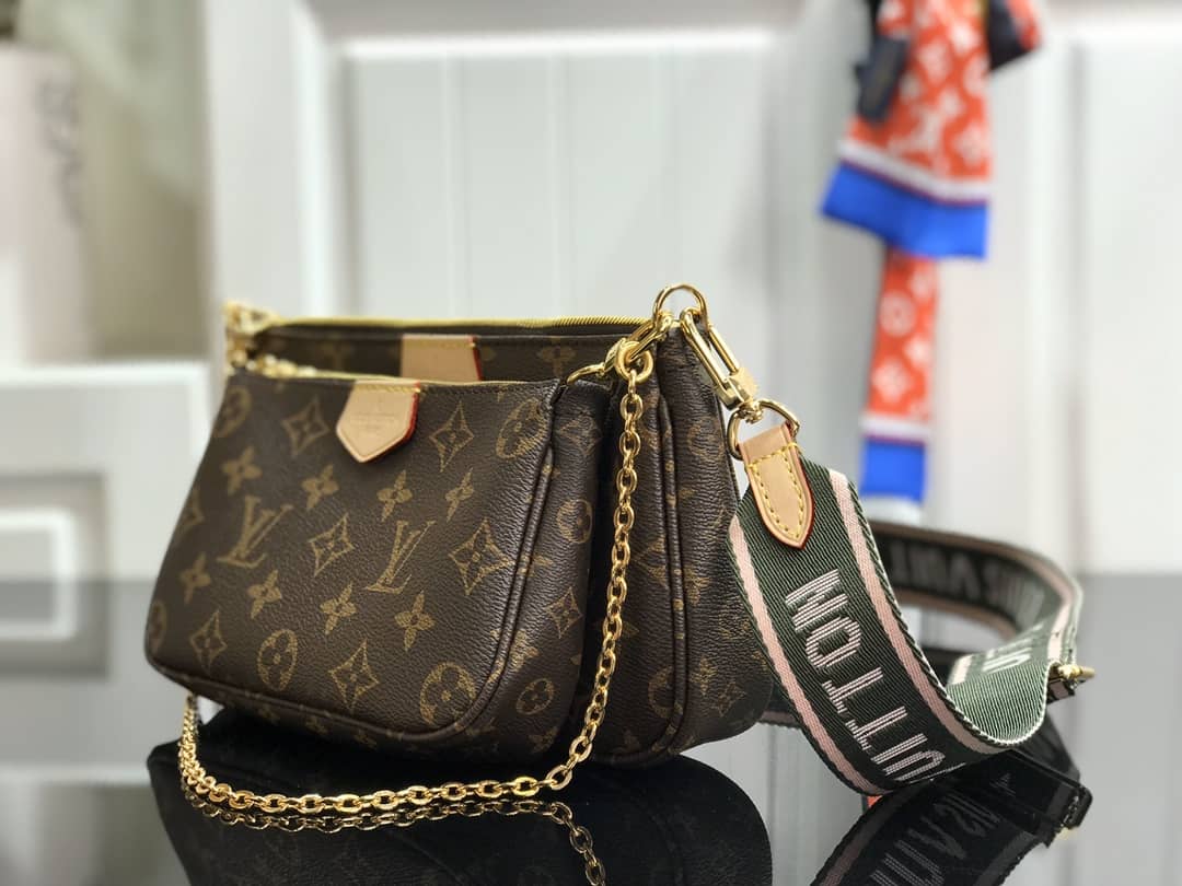 L0vis Vvtt0n Monogram Canvas Multi Pochette Replica Green M44823