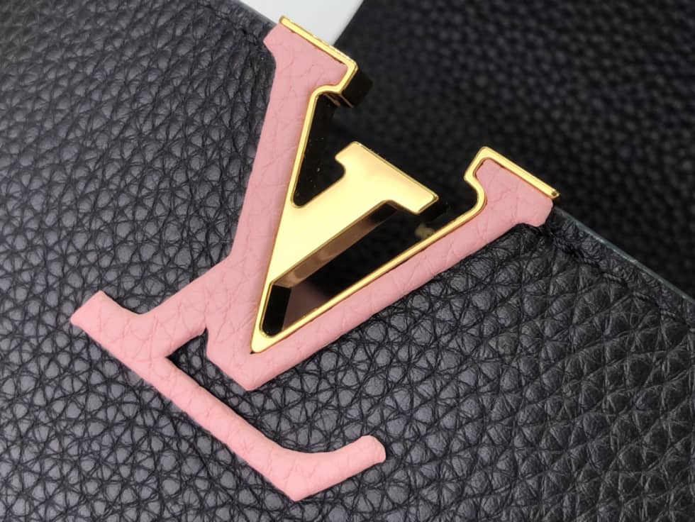 L0vis Vvtt0n Capucines Mini M57945 Replica Shoulder Bag