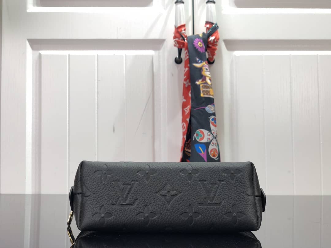 L0vis Vvtt0n Pochette Dupe Monogram Cosmetic Pouch Black M47515