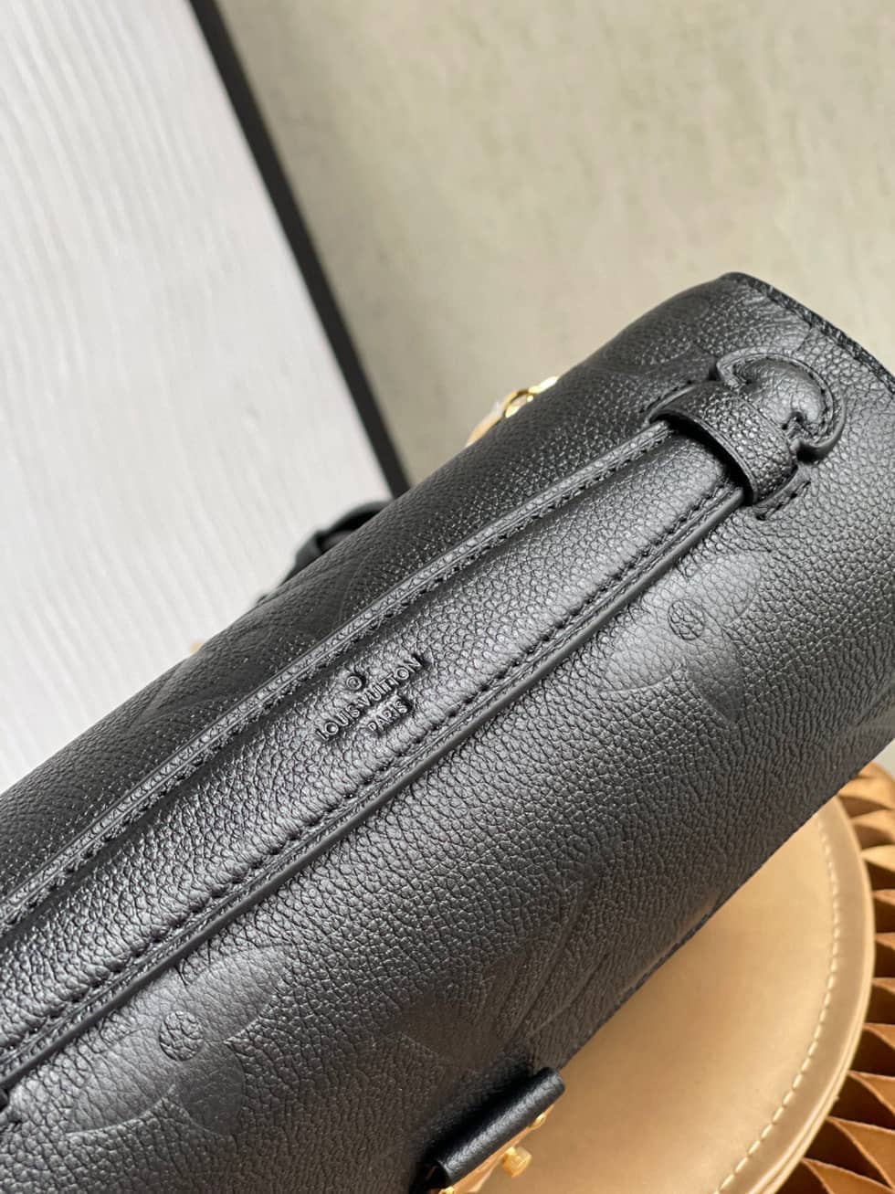 L0vis Vvtt0n Empreinte Pochette Metis Black M59211 Replica