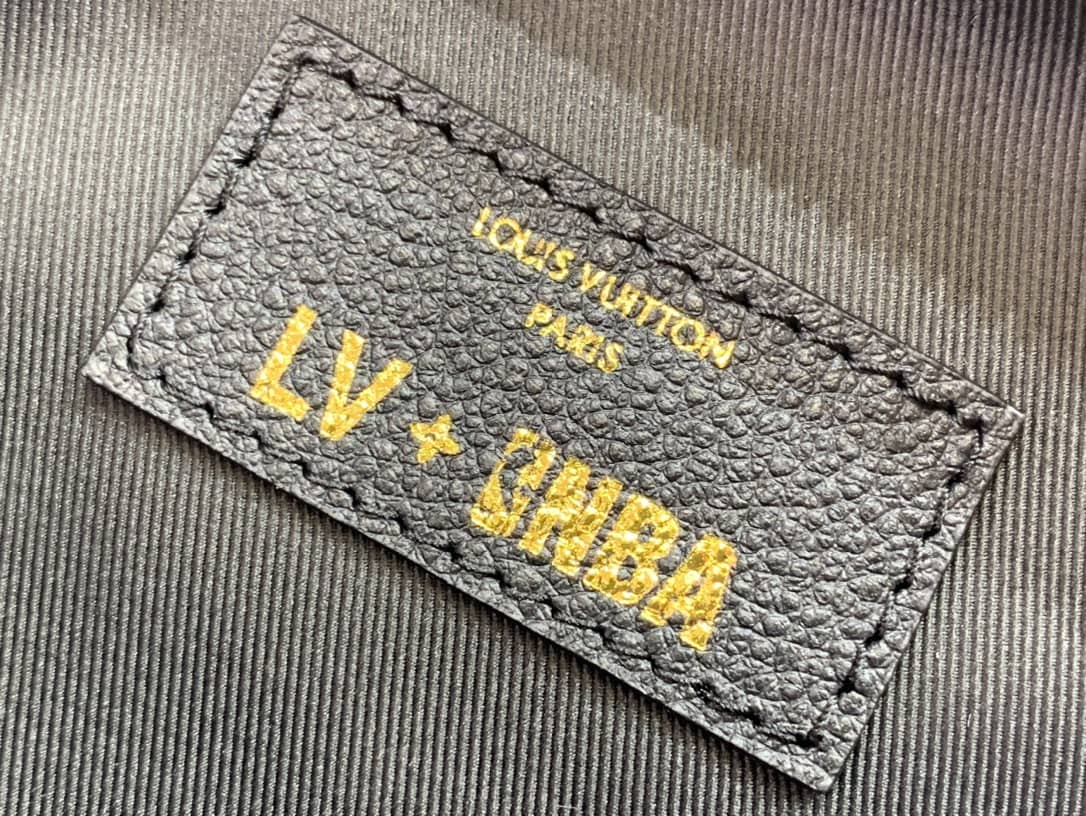 L0vis Vvtt0n Crossbody Dupe X NBA Handle Trunk Ball Grain Leather M57971(ColaReps)