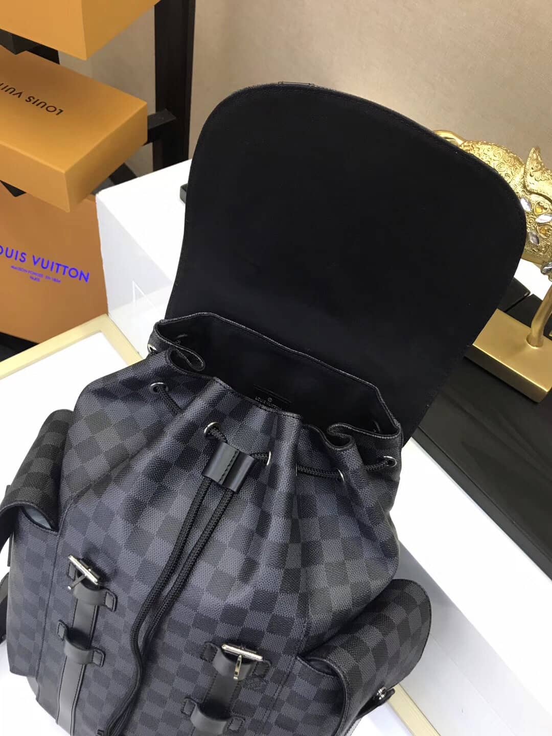 L0vis Vvtt0n Christopher PM Backpack Replica N41379