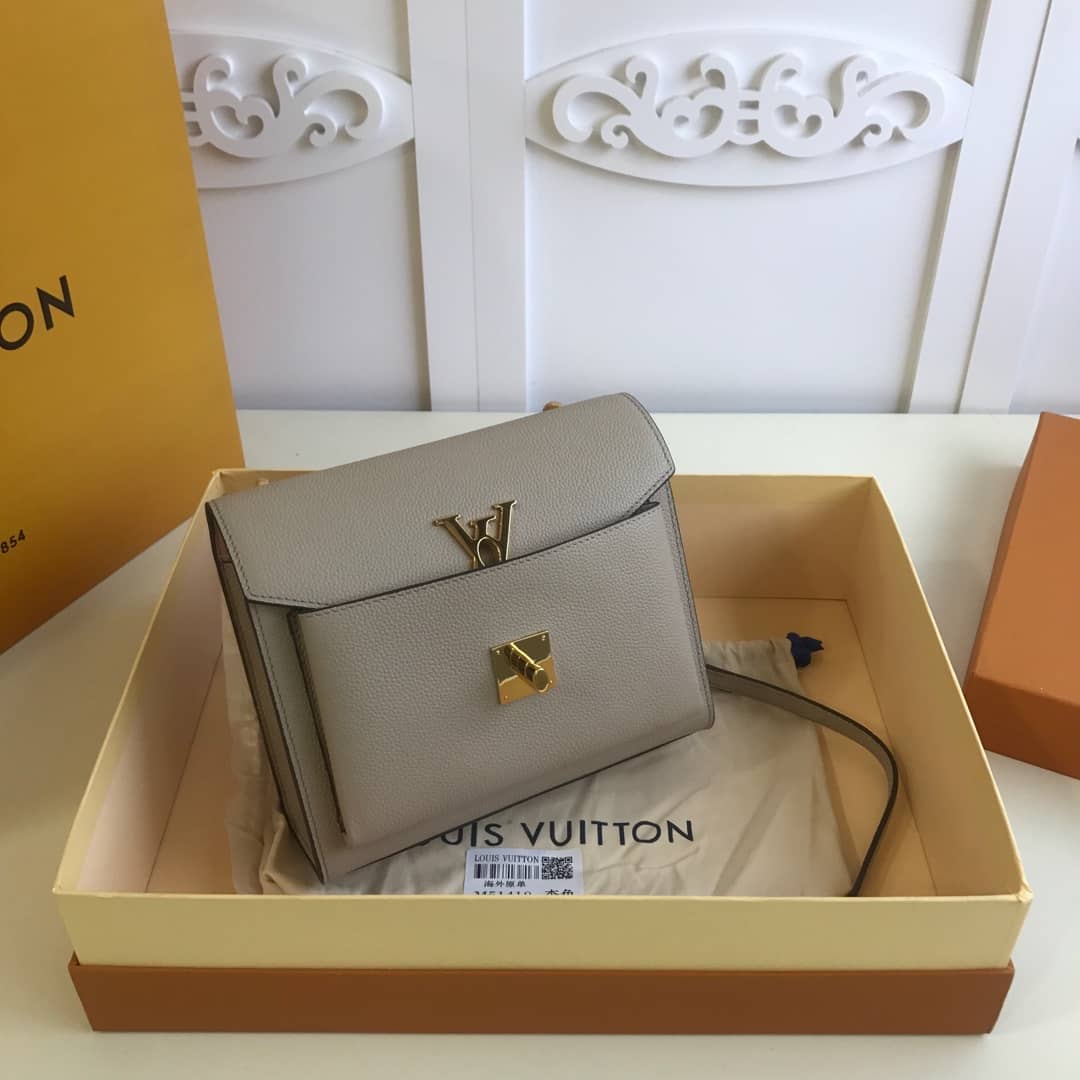 L0vis Vvtt0n MyLockMe BB Calf Chain Replica Shoulder Bag Apricot M51418