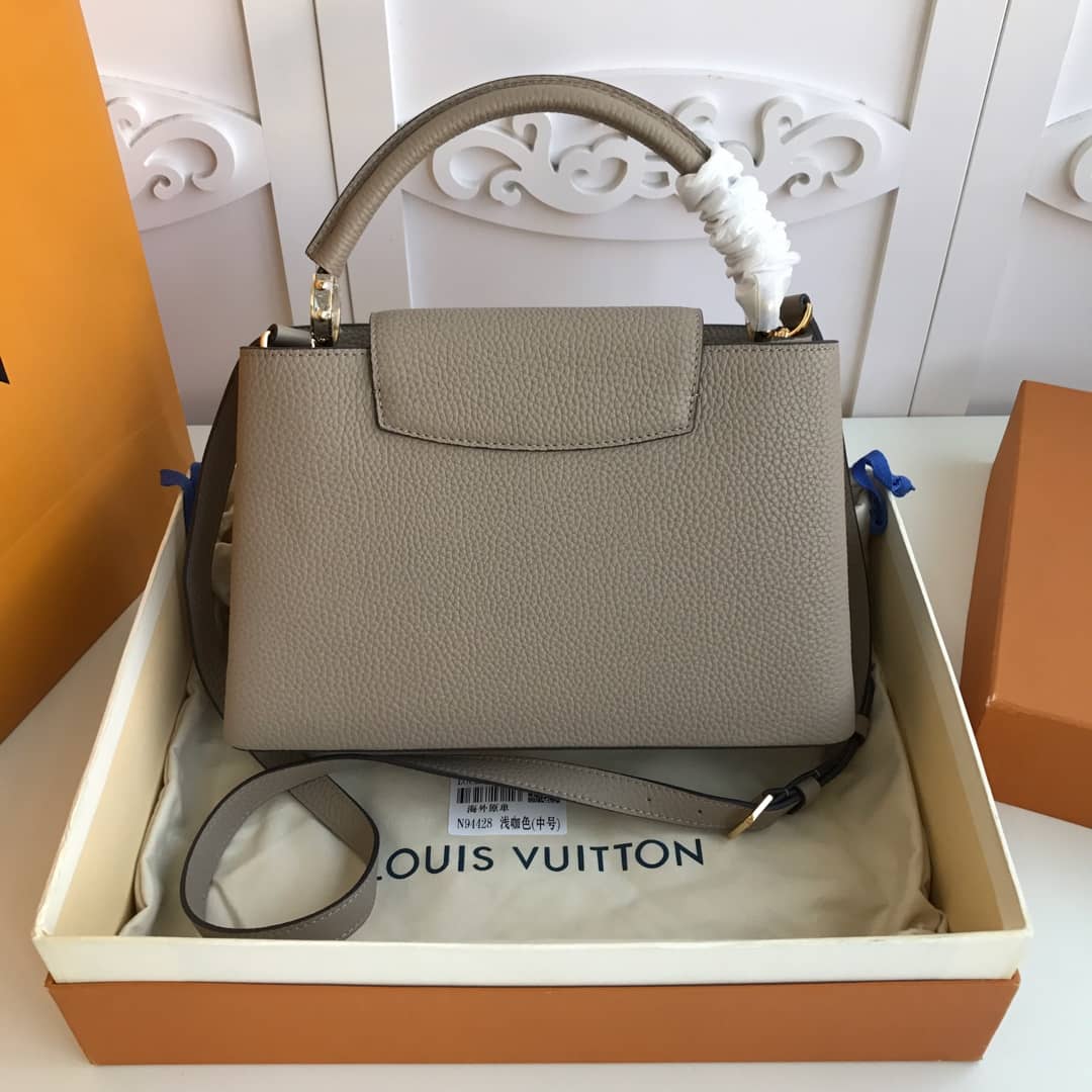 L0vis Vvtt0n Capucines MM Taurillon Leather Tote Replica Gray M94428