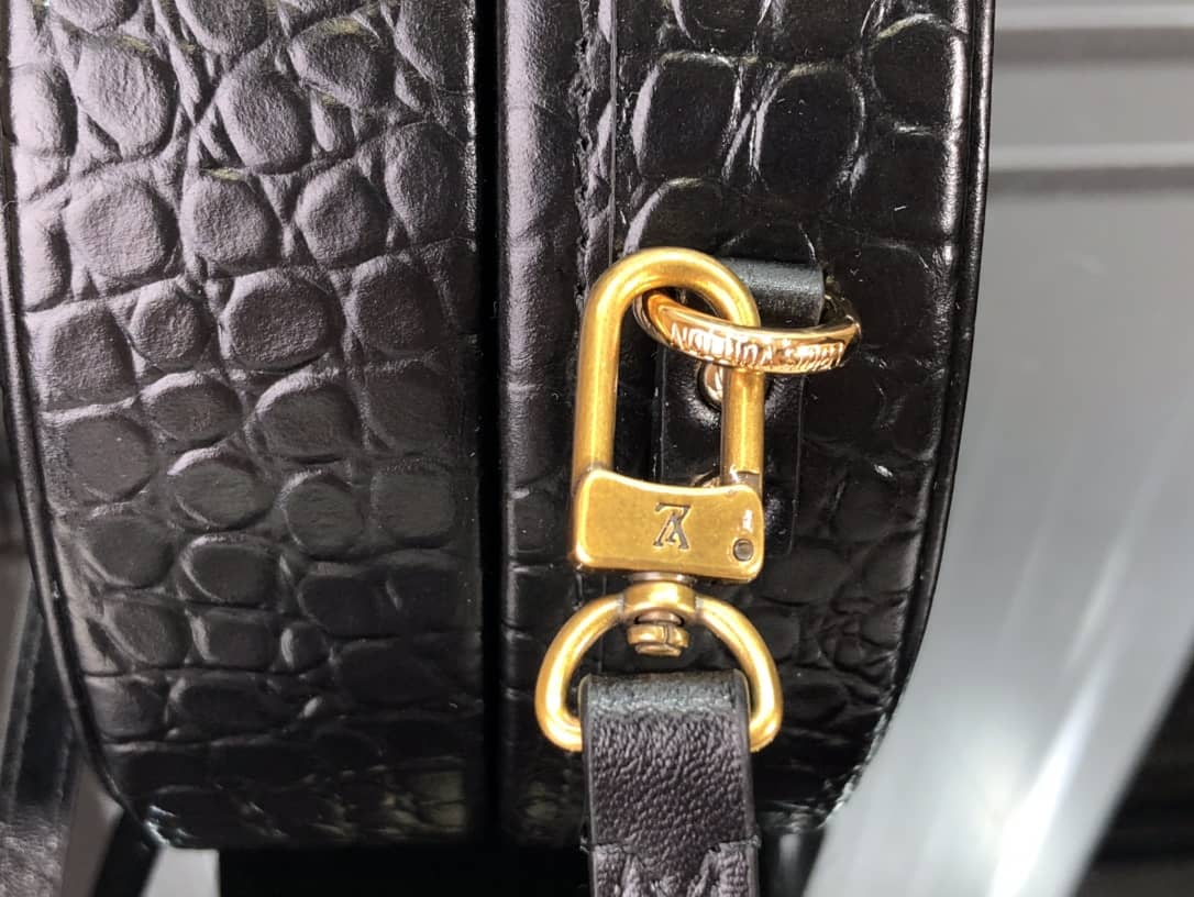 L0vis Vvtt0n Petite Boite Chapeau Crocodilien Brillant Replica Bag Black N93597