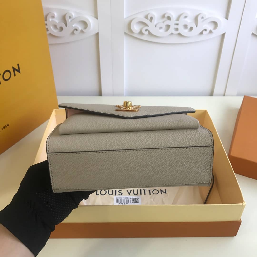 L0vis Vvtt0n MyLockMe BB Calf Chain Replica Shoulder Bag Apricot M51418
