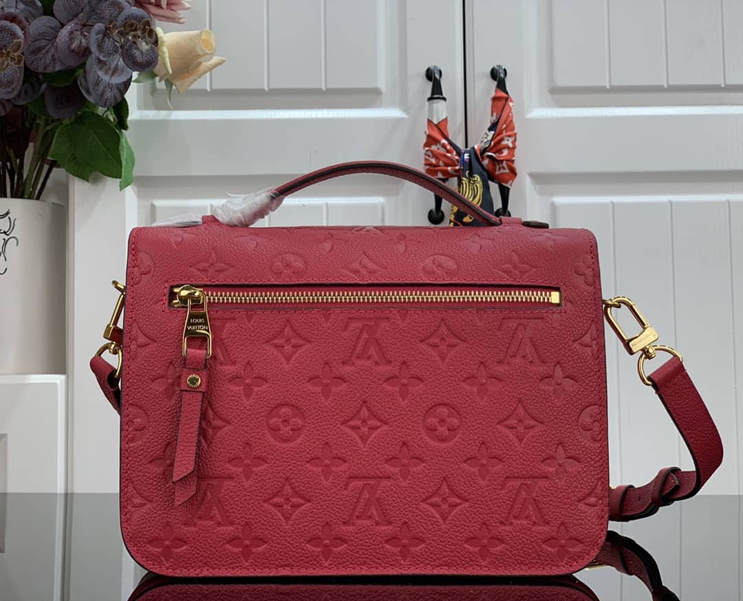 L0vis Vvtt0n Pochette Metis Marine Leather M44071 Replica Shoulder Bag