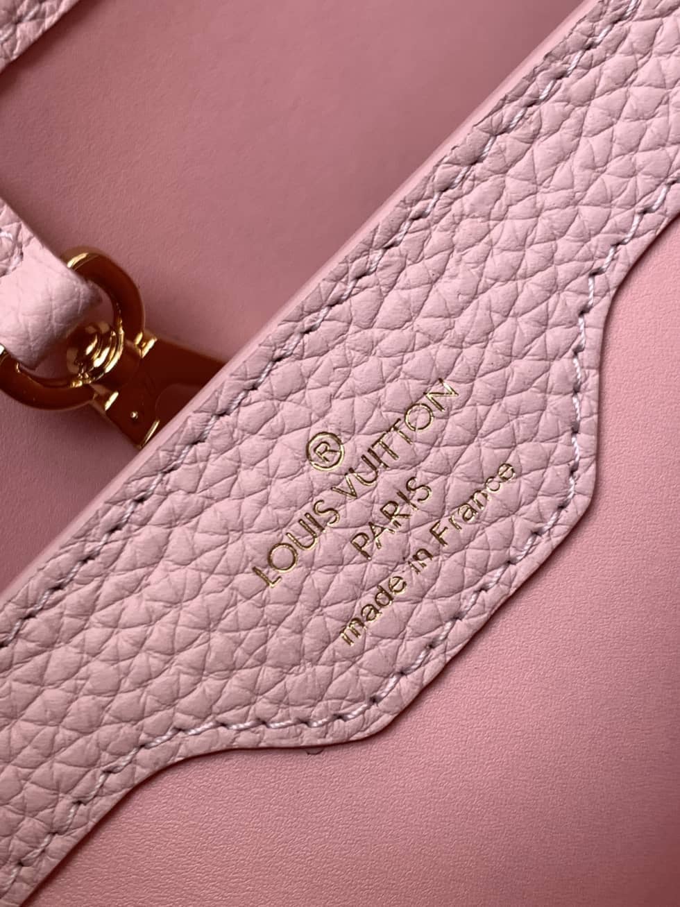 L0vis Vvtt0n Capucines BB Rose M59061 Replica Crossbody Bag