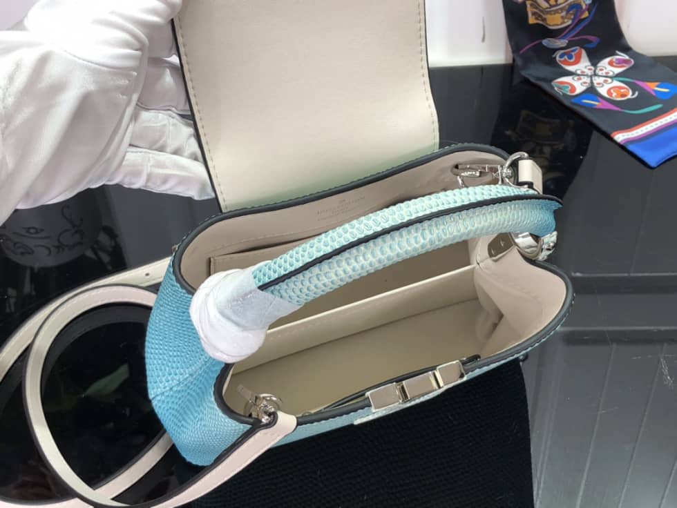 L0vis Vvtt0n Capucines Mini Collection Blue N98093 Replica Shoulder Bag
