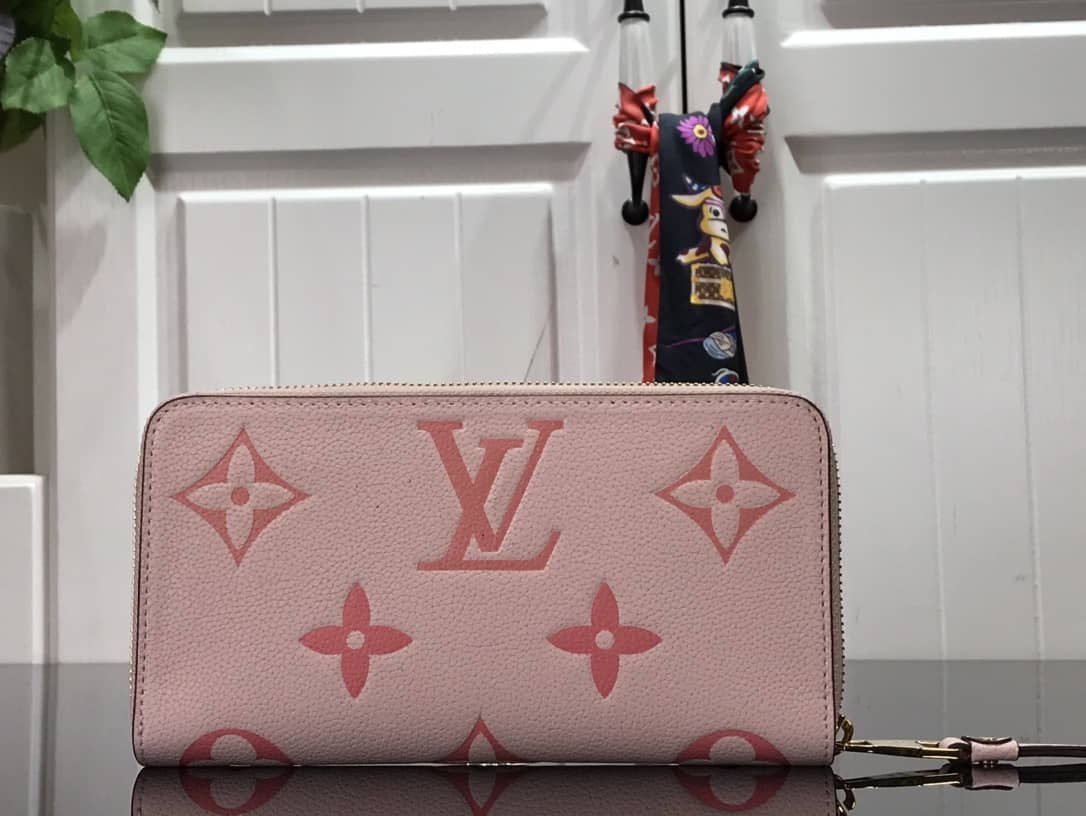 L0vis Vvtt0n Gradient Monogram Leather Zippy Wallet Replica Pink M80402