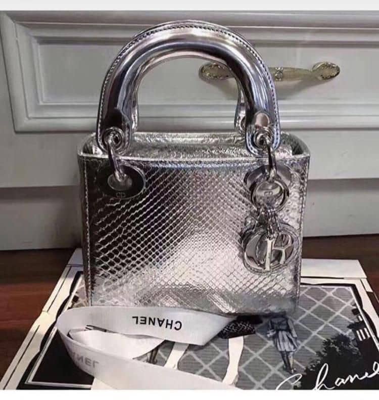 Chr1st1an D10r Lady D10r 17CM Replica Bag