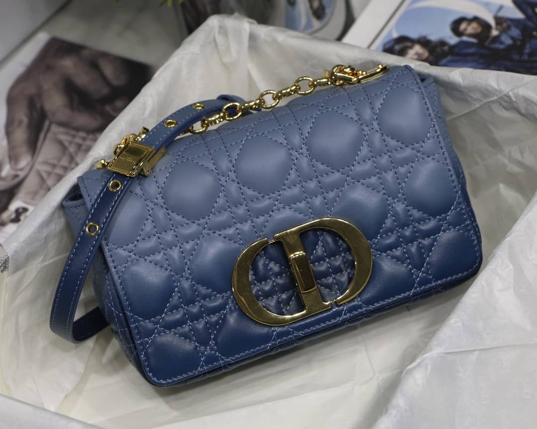 Chr1st1an D10r Caro Replica Bag