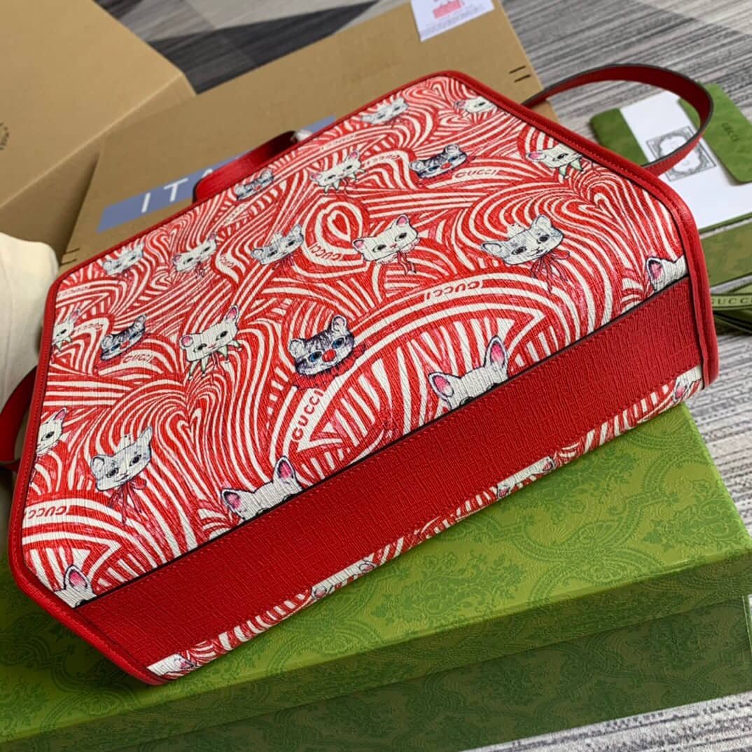 Gvc*1 Svp*me Canvas Children Yuko Higuchi Tote Replica Red 630542