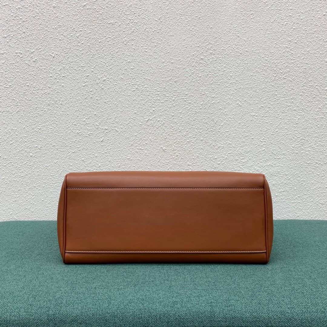 Ce1i*e Dupe Medium Soft 16 Calfskin Replica Bag