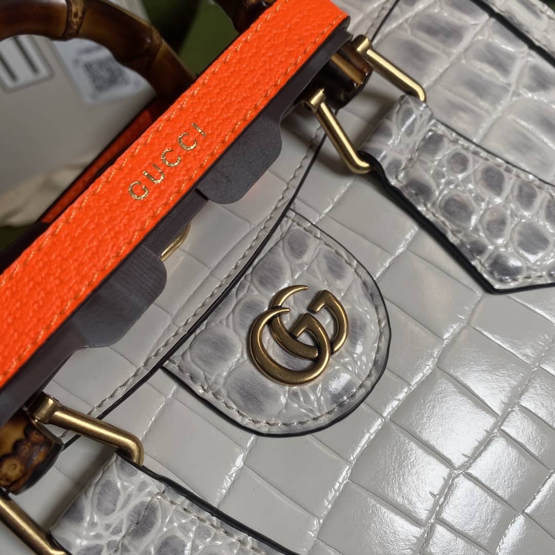 Gvc*1 Diana Small Tote Replica 660195