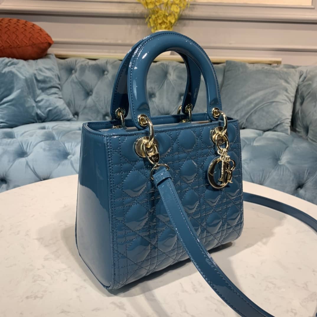 Chr1st1an D10r Lady D10r 24CM Replica Bag