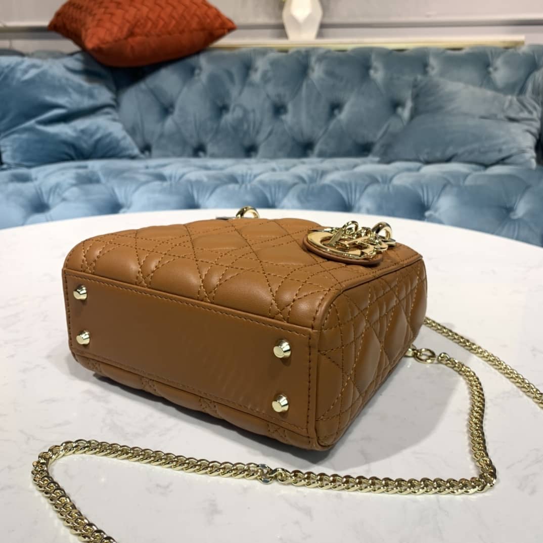 Chr1st1an D10r Lady D10r 17CM Replica Bag