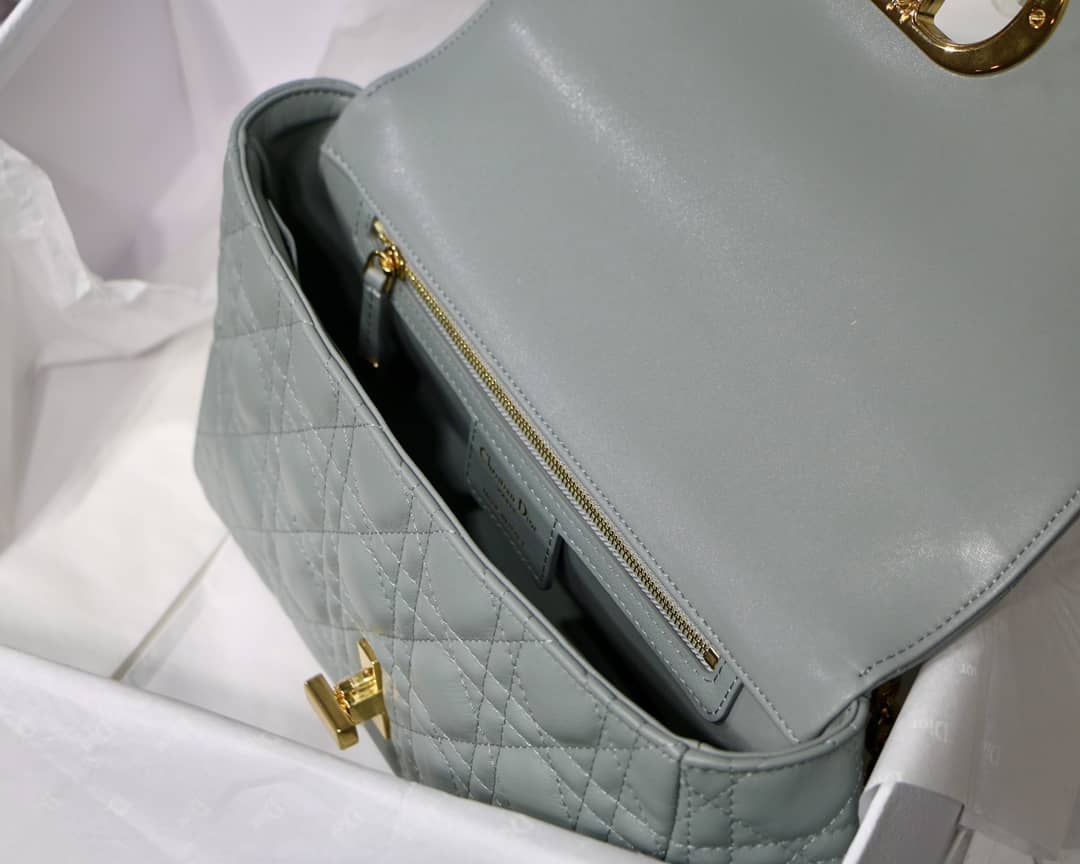 Chr1st1an D10r Caro Replica Bag