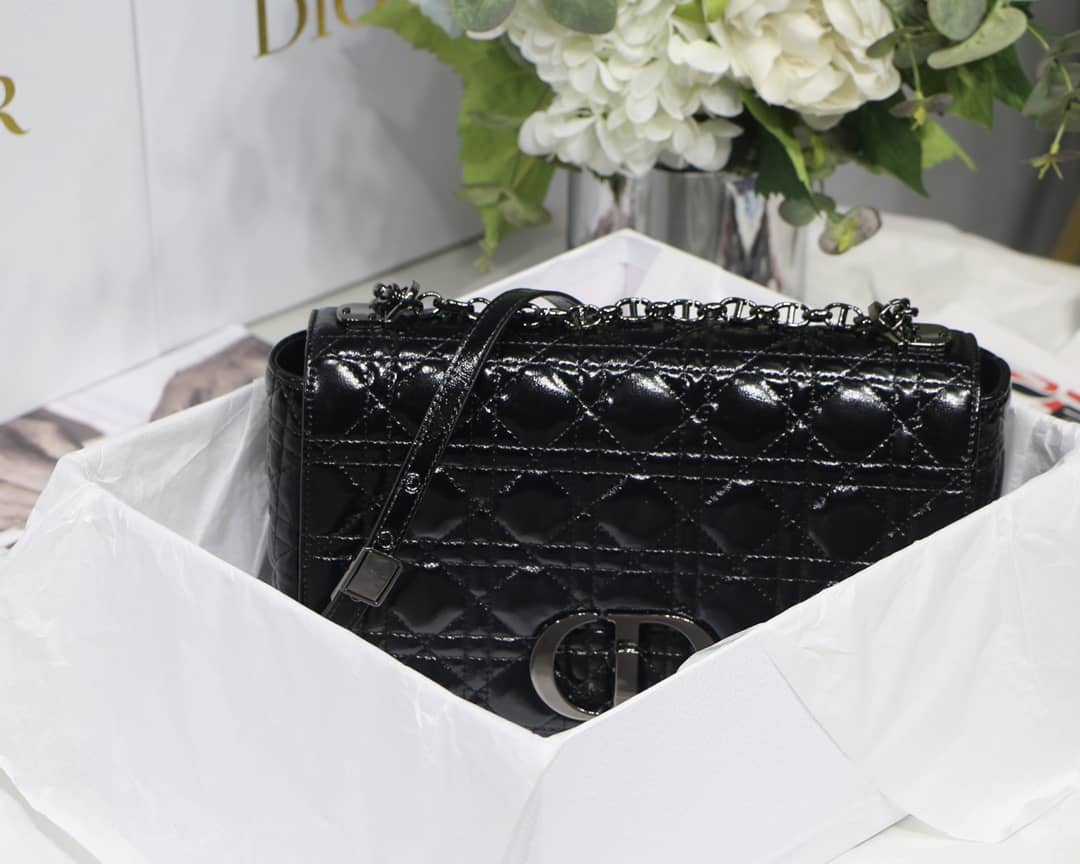Chr1st1an D10r Caro Replica Bag