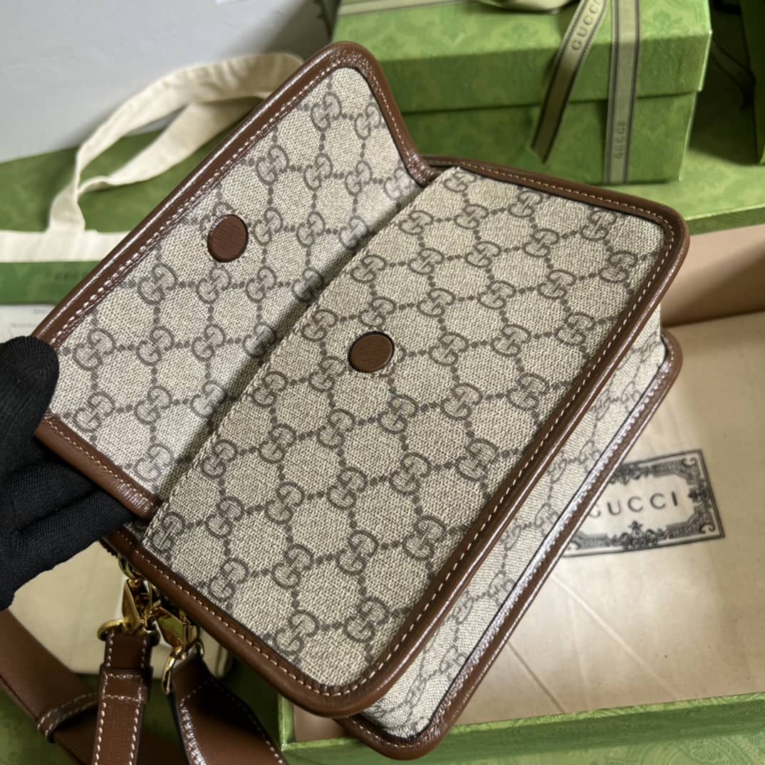 Gvc*1 Interlocking G Messenger Bag Replica 674164